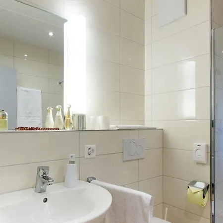 Sleeps 4 Wifi T425774 * Sevelen